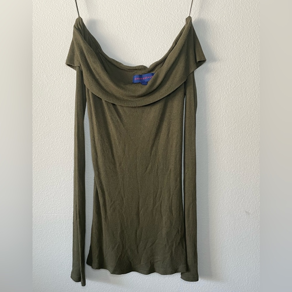 X-Small Aéropostale Army Green Over the Shoulder Long Sleeve